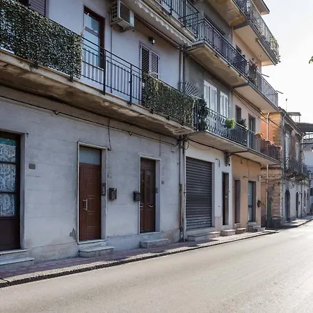 Semesterbostad Il Fascino Della Sirena - A 2 Passi Dal Mare Di *